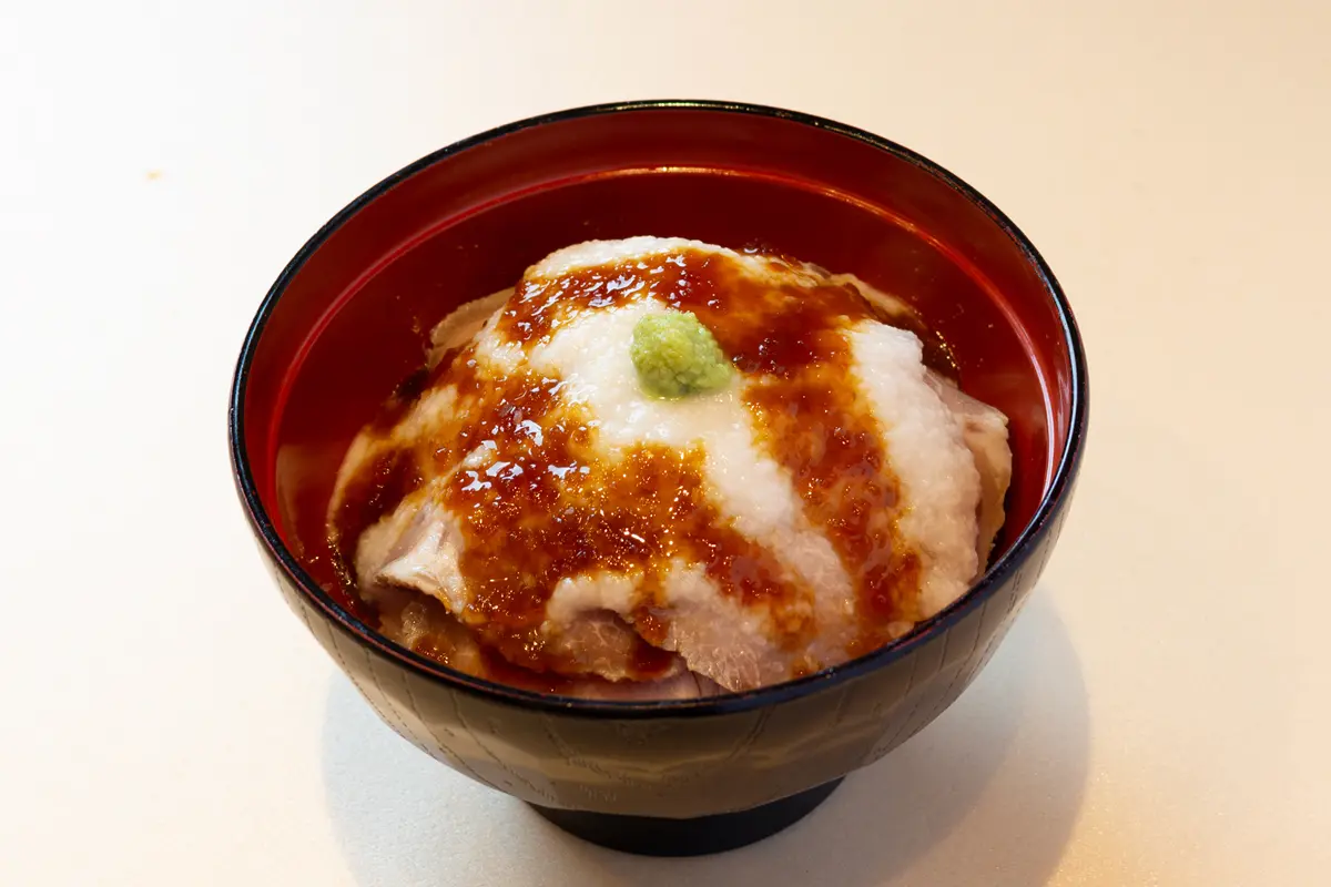 山かけチャーシュー丼