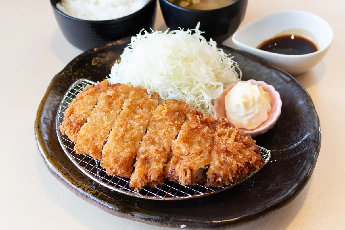 特選とんかつ定食